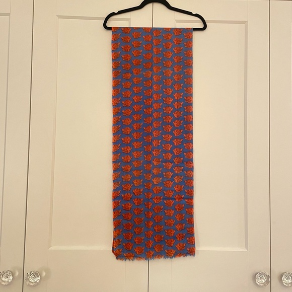 Tory Burch runway scarf wrap in block print - Picture 6 of 6